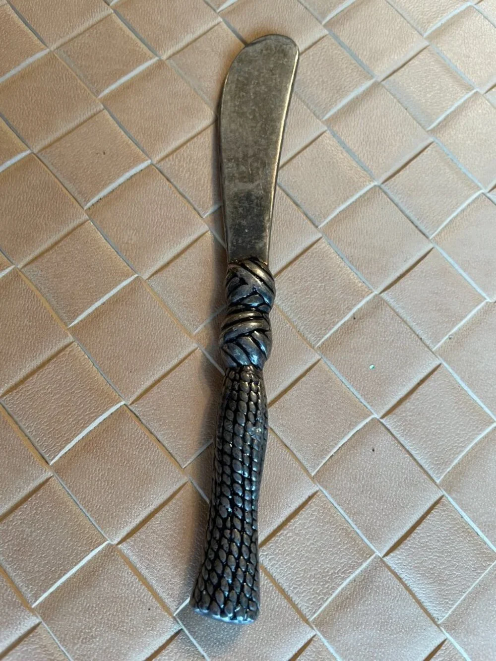 Vintage Set of 4 Stainless Steel Appetizer, Cheese or Butter Knives Unique